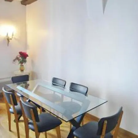 One-bedroom Downtown * Париж