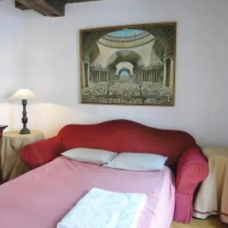One-bedroom Downtown Apartament