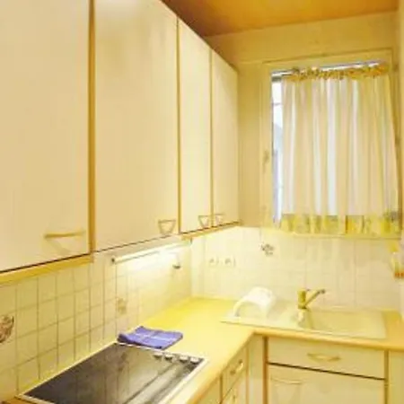 One-bedroom Downtown *